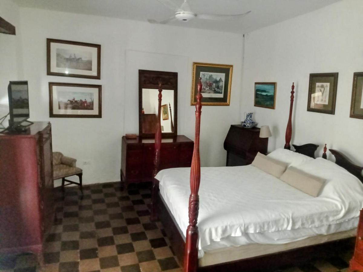 Casa Yoly Hostel Granada Εξωτερικό φωτογραφία