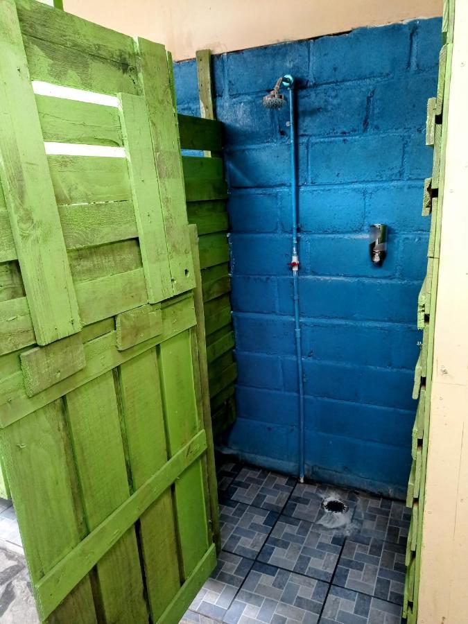 Casa Yoly Hostel Granada Εξωτερικό φωτογραφία