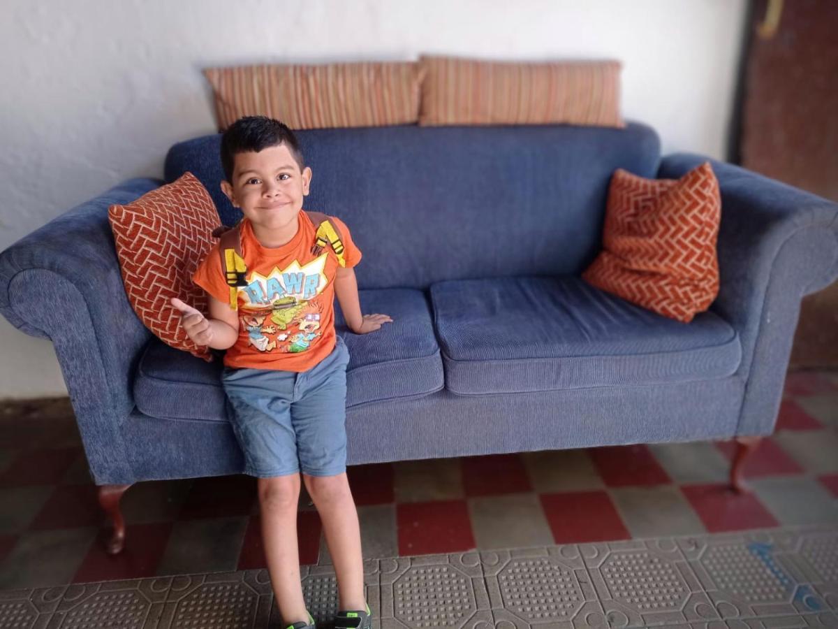 Casa Yoly Hostel Granada Εξωτερικό φωτογραφία