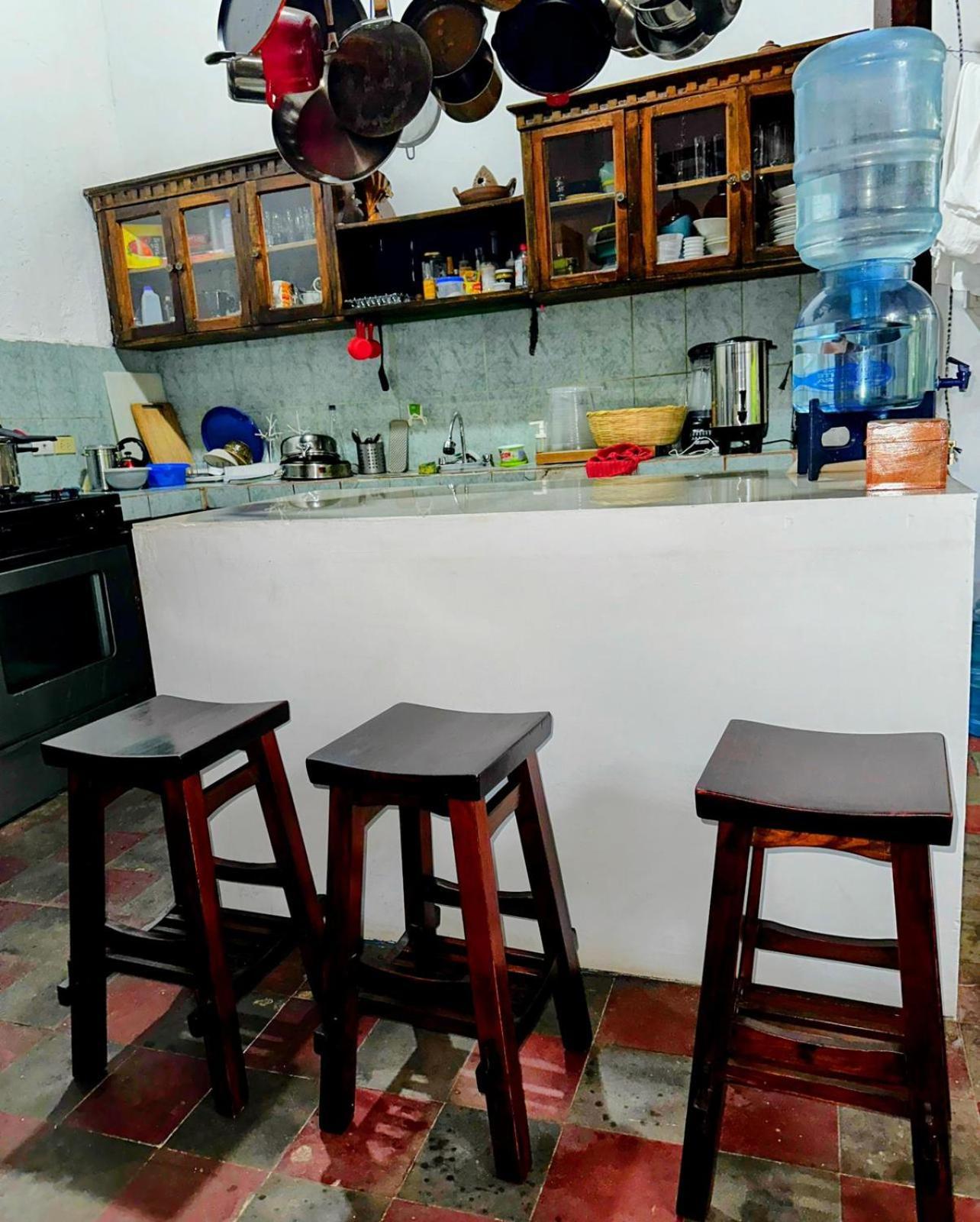 Casa Yoly Hostel Granada Εξωτερικό φωτογραφία